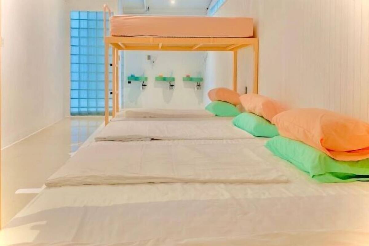 Desk, soundproofing, bed sheets