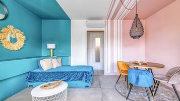 1 bedroom, iron/ironing board, free WiFi, bed sheets