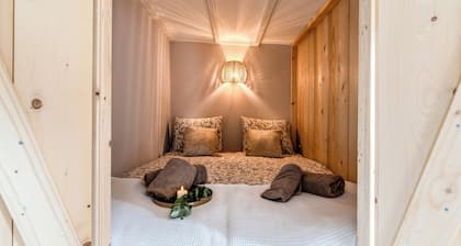 Luxurious stay with a sauna and a whirlpool