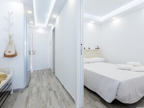 1 室のベッドルーム、アイロン / アイロン台、インターネット、ベッドシーツ