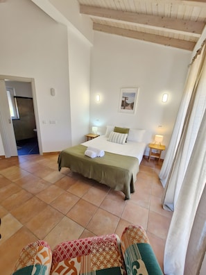 2 chambres, accĂšs au Wi-Fi (inclus), literie fournie