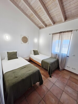 2 makuuhuonetta, ilmainen Wi-Fi, vuodevaatteet