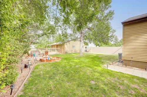 8 Mi to Lake Bowdoin: Pet-Friendly Family Home!