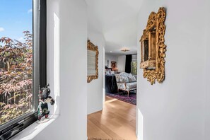 Interior - Espiritu Estate - Secluded Retreat (Santa Fe)