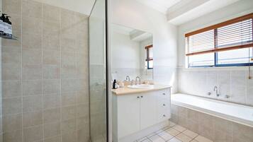 Shower, hair dryer, towels