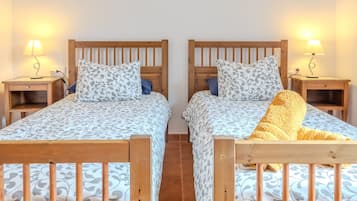 3 bedrooms, free WiFi, bed sheets