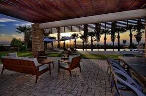 Outdoor dining - Incredible Large Villa In Paphos sleeps 14 Children Pool, Jacuzzi, Huge Garden (Poli Crysochous)