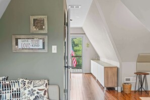 Interior - Sojourners Rest: Old Rag Views, Hot Tub, Fire Pit (Etlan)