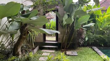 Enceinte de lâhĂ©bergement