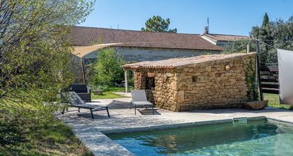 Maison de vacances 'Rose Antique' avec piscine privée, Wi-Fi et climatisation