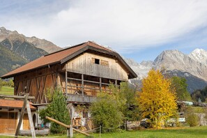 Exterior - Apartment 'Inneroswalderhof  2' with Mountain View, Shared Garden and Wi-Fi (Anterselva di Sotto)
