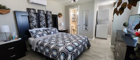 1 室のベッドルーム、アイロン / アイロン台、WiFi、ベッドシーツ