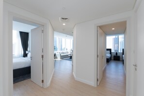 2 bedrooms, iron/ironing board, free WiFi
