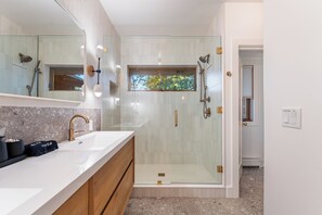 Shower, hair dryer, towels - Mountain Views, Sauna & Balcony | Tahoe Group Retreat | Northwood by AvantStay (Incline Village)
