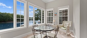 Whitetail Cove by AvantStay | Lakefront w/ Pool + Private Dock | Sleeps 20