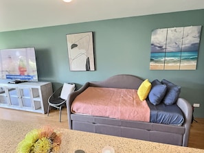 1 bedroom, iron/ironing board, WiFi, bed sheets
