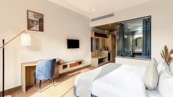 Superior Double Room | Desk, laptop workspace, rollaway beds, free WiFi