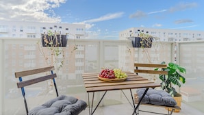 Deluxe Apart Daire, Avlu Manzaralı | Odadan manzara