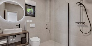 Bathroom - Villa LiTo - Apt 2. balcony & seaview (Brela)