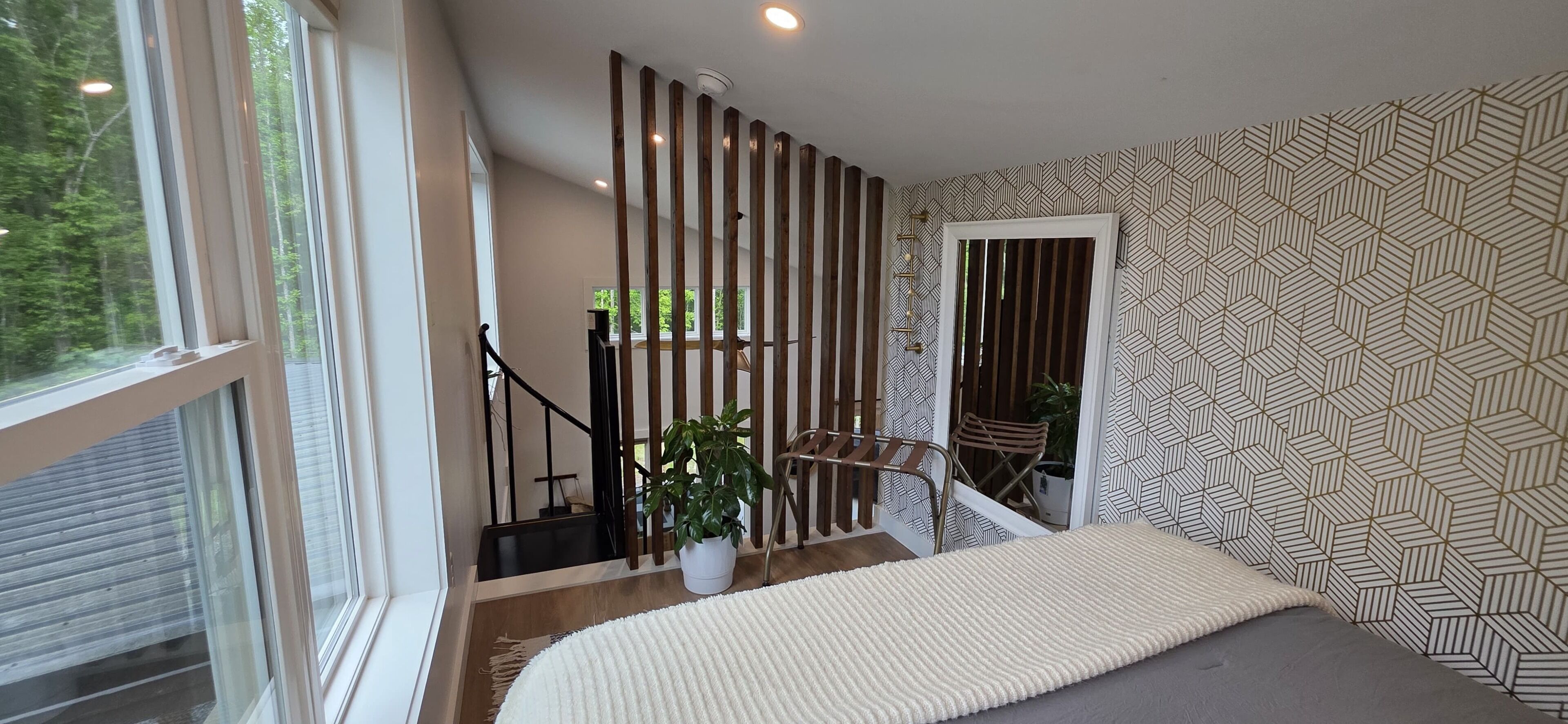 2 bedrooms, iron/ironing board, travel crib, WiFi (free)