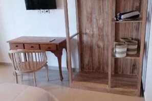 1 bedroom, WiFi, bed sheets