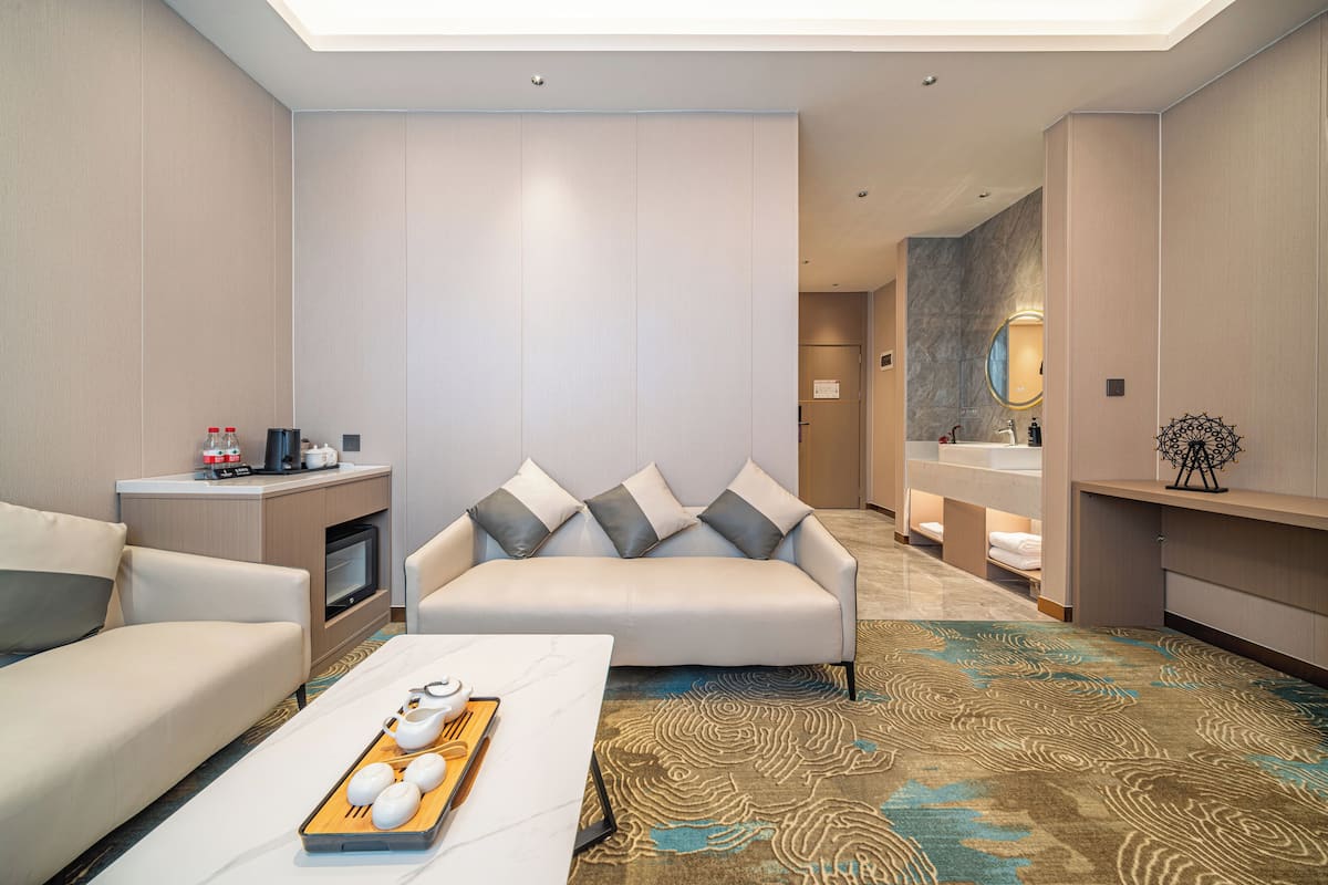 Business Suite