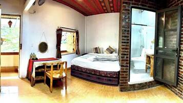 Standard Double Room, Garden View