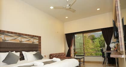 Hotel Lalit Inn Lonavala