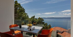 Terrace/patio - Villa LiTo - Apt 3. Two bedroom sea view (Brela)