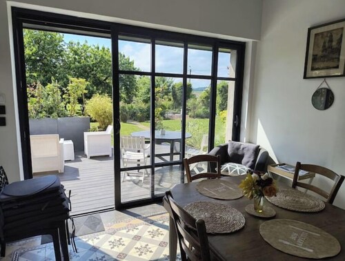 Cosy, country-style 3* gîte in the heart of Picardy's heritage, sleeps 5