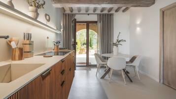 Appart'hÎtel, vue colline | Cuisine privée