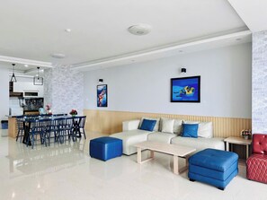 Panoramic-Apartment, Strandblick | Wohnbereich