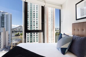 2 bedrooms, desk, iron/ironing board, travel cot