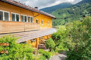 Exterior - Apartment Cafe Max 2 with balcony 55 m2 (Trins)