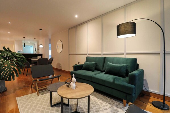 TV, offices