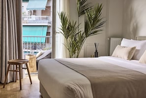 3 bedrooms, iron/ironing board, free cots/infant beds, free WiFi - Acro Residence Acropolis by Aura Homes (Athens)