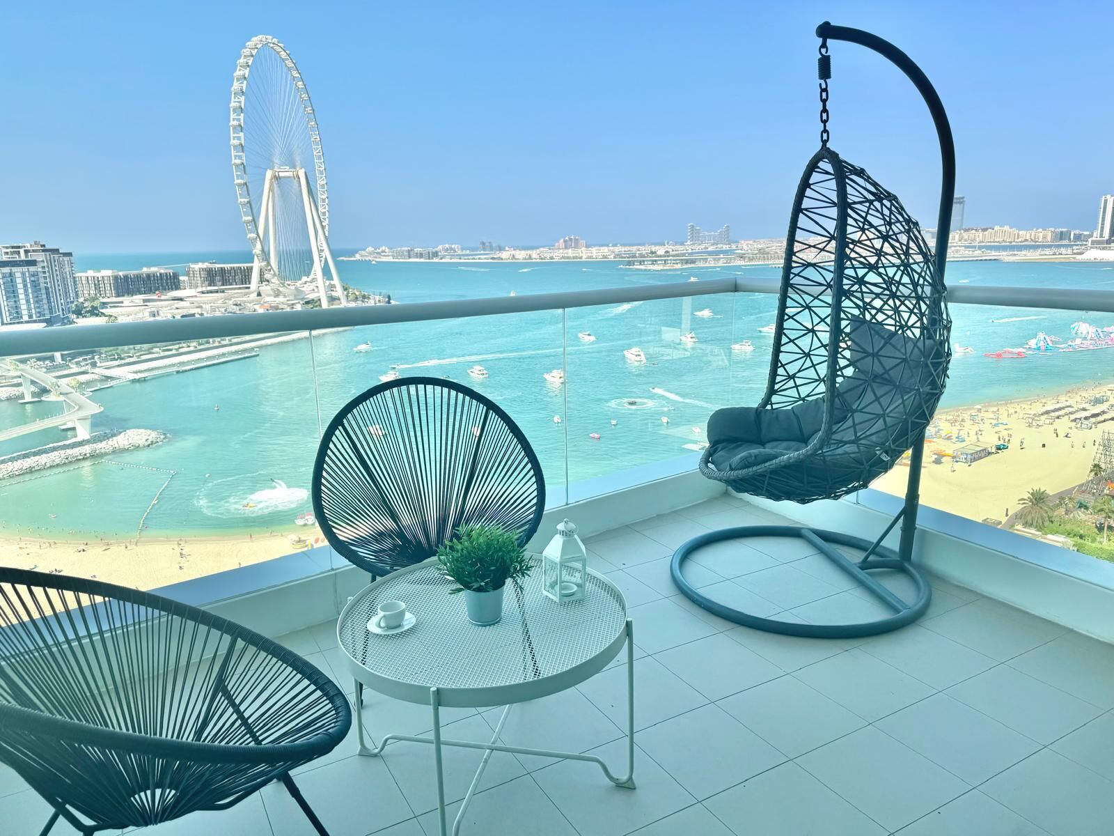 Exclusive Apartment, 2 Bedrooms, Balcony, Sea View | Blackout drapes, free WiFi