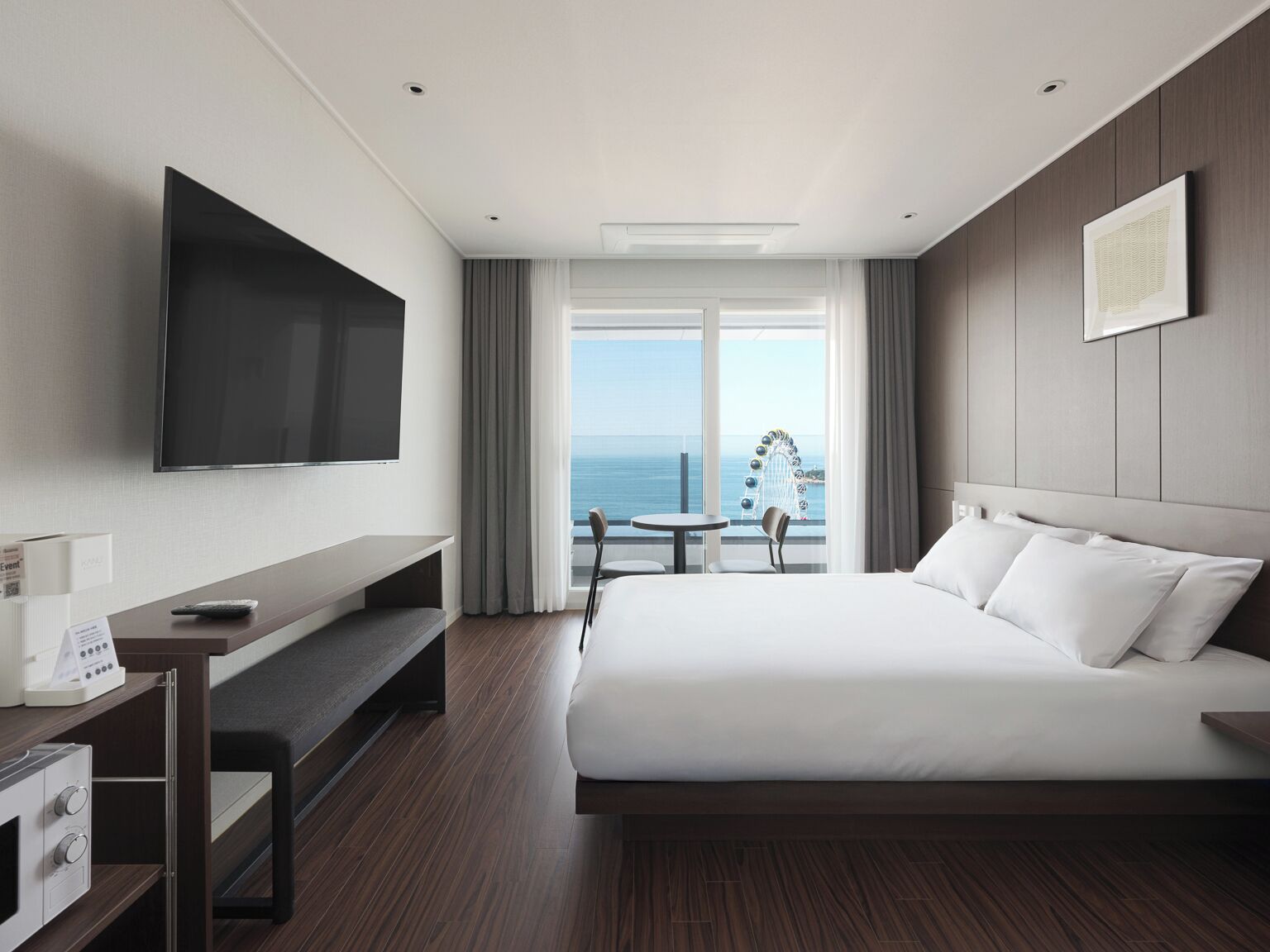 Studio Ocean | Roupas de cama premium, escrivaninha, espaço de trabalho para notebook