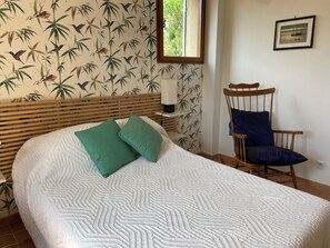 2 soverom, strykejern/-brett, wi-fi (inkludert) og sengetøy