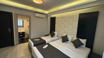 Superior Triple Room | Minibar, in-room safe, soundproofing, free WiFi