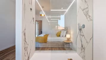 3 quartos, Wi-Fi de cortesia, roupa de cama