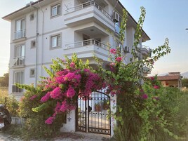 Fachada da propriedade