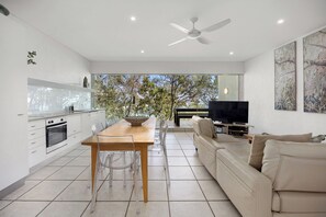 Interior - Ocean Views & Calm (Noosa)