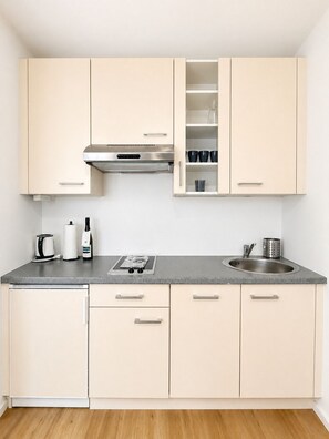 Standard Studio, 1 Double Bed | Private kitchen | Electric kettle, cookware/dishes/utensils, dining tables - Urban Stay Apartments Vienna (Vienna)