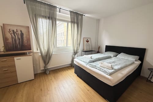 Desk, free WiFi, bed sheets