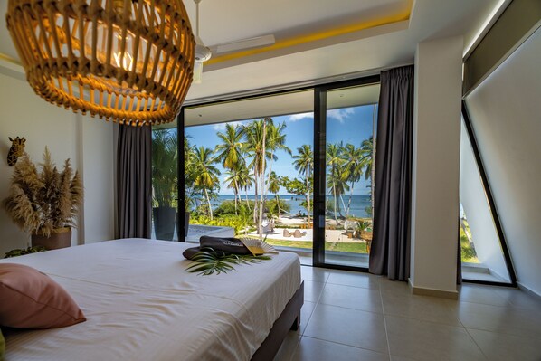 5 bedrooms, iron/ironing board, travel crib, WiFi