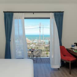 Deluxe Pavillion Sea | 1 bedroom, Egyptian cotton sheets, premium bedding, down comforters