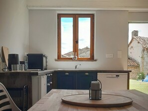 Kühlschrank, Ofen, Herdplatte, Geschirrspüler