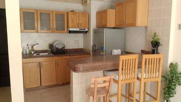 Apartment | Private kitchen | Fridge, microwave, stovetop, electric kettle