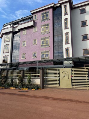 Exterior - The Grandville Manor (Kampala)